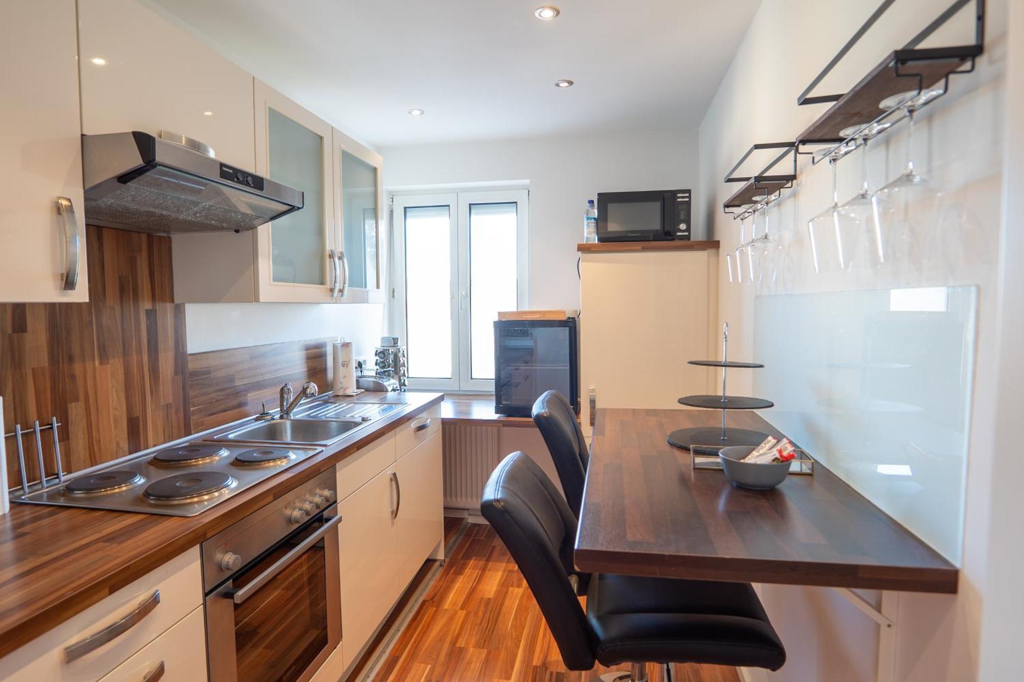 Apartment B - Stilvoll, Modern & Cozy Im Zentrum Von