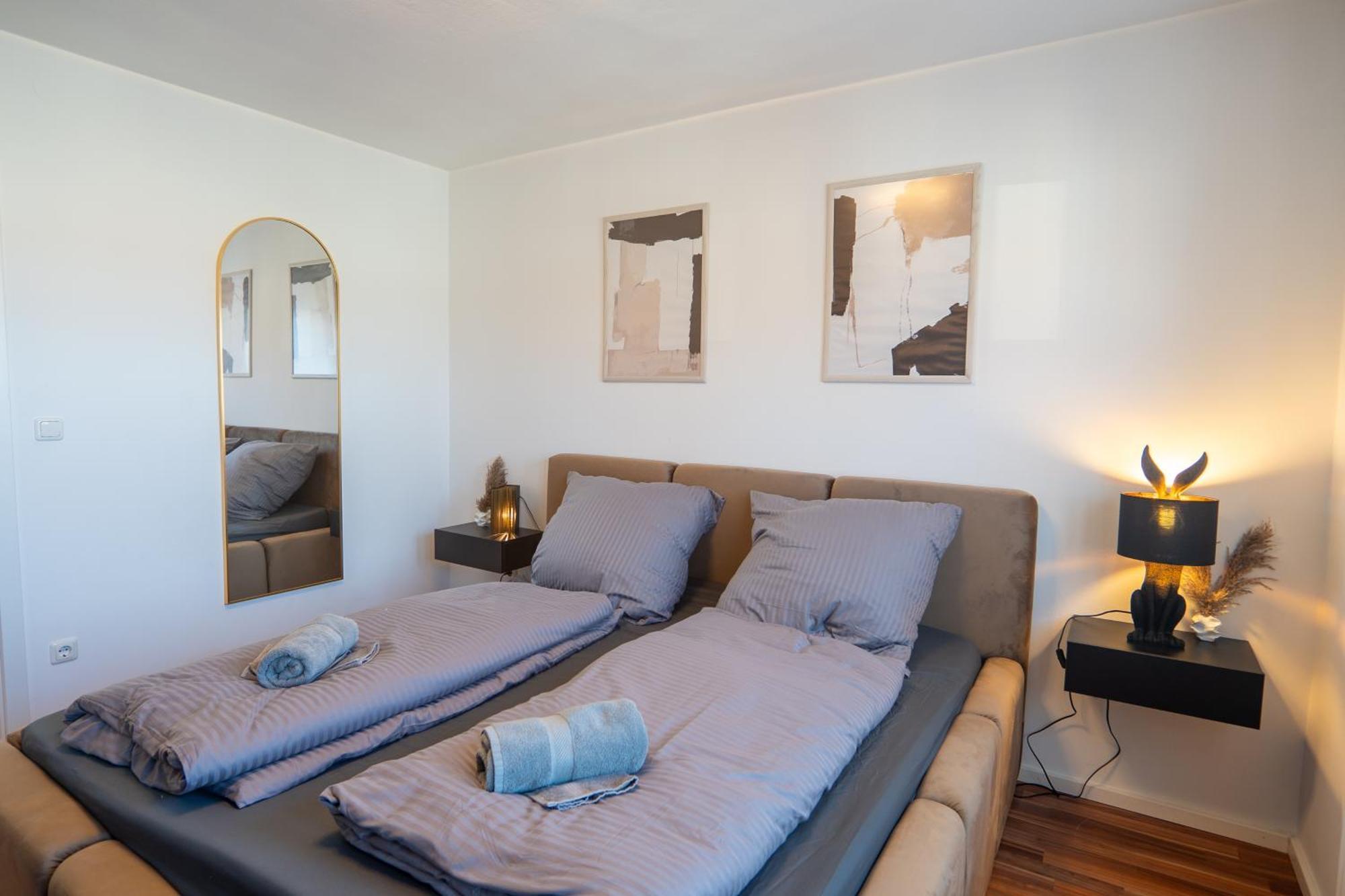 B - Stilvoll, Modern & Cozy Im Zentrum Von * Passau